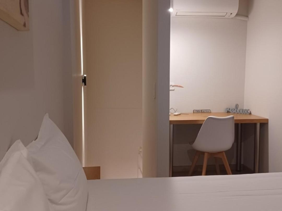 Stylish Studio Apartment - 8F House Calamata Exterior foto
