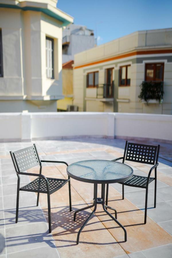 Stylish Studio Apartment - 8F House Calamata Exterior foto